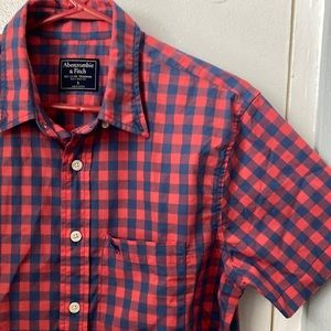 Abercrombie & Fitch Men’s Plaid Short Sleeve Shirt, Size S (100% Cotton)
